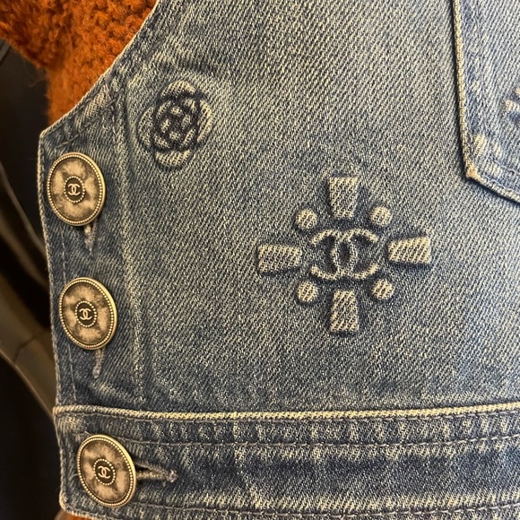 CHANEL Jackets & Blazers - CHANEL Denim vest Italy 36 small 0-4